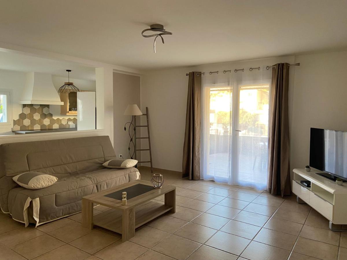 Tres Bel Appartement Entier Proche De La Mer 2 Chambres 1 Salon Vallauris Exteriör bild