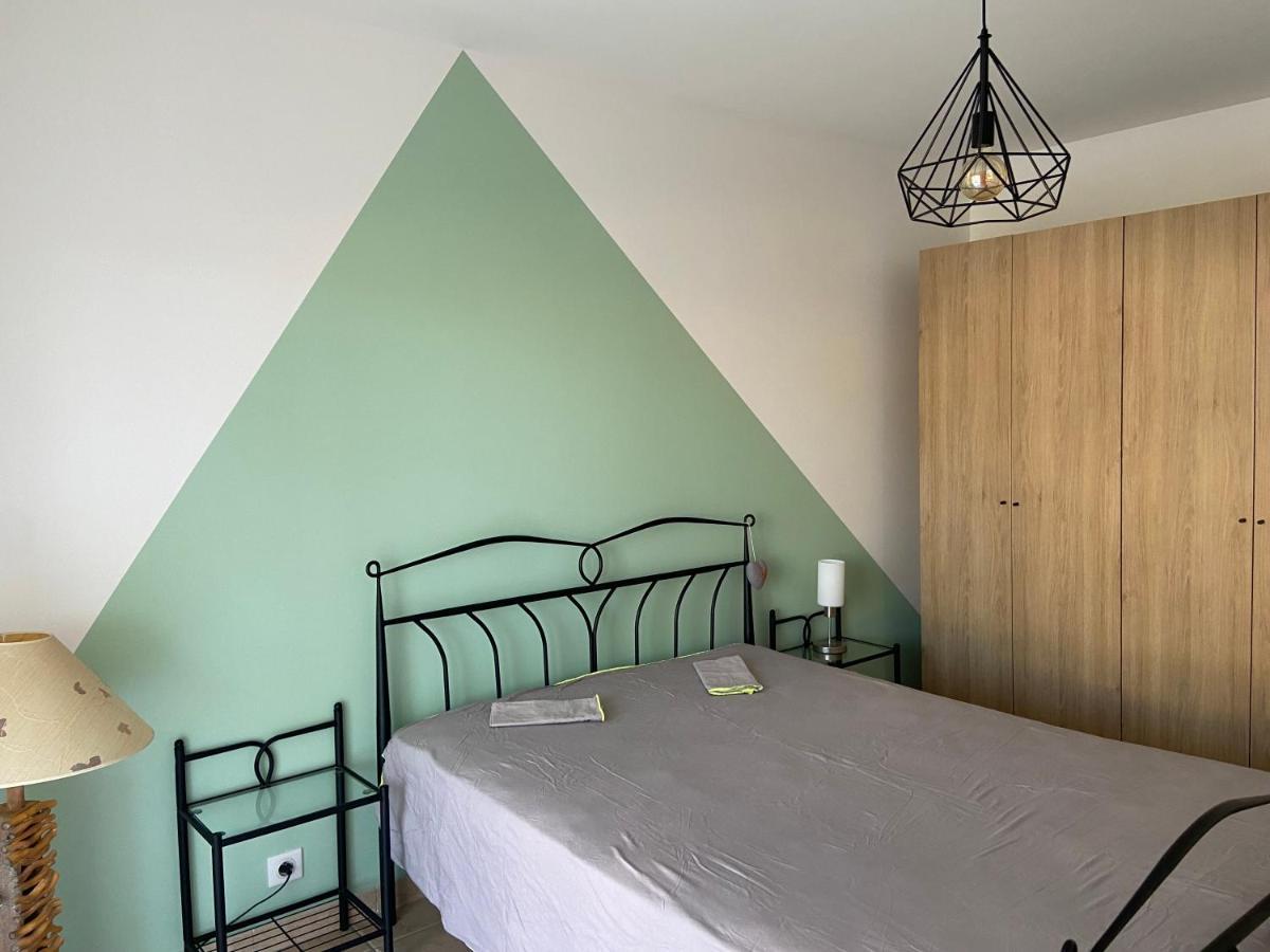 Tres Bel Appartement Entier Proche De La Mer 2 Chambres 1 Salon Vallauris Exteriör bild